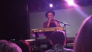 Video thumbnail of "James Vincent McMorrow - National (LIVE)"