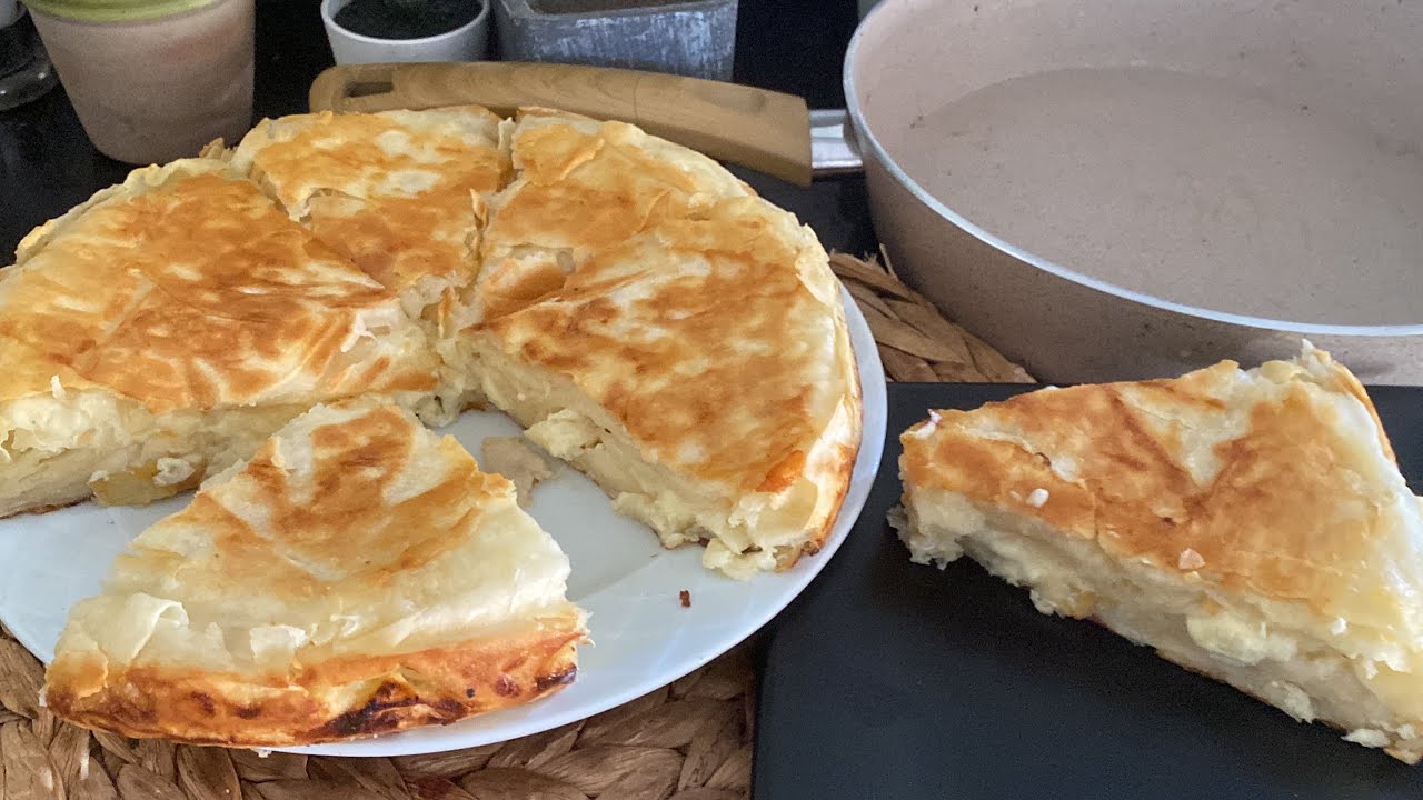 #shortvideo #fırınsız tavada börek tarifi