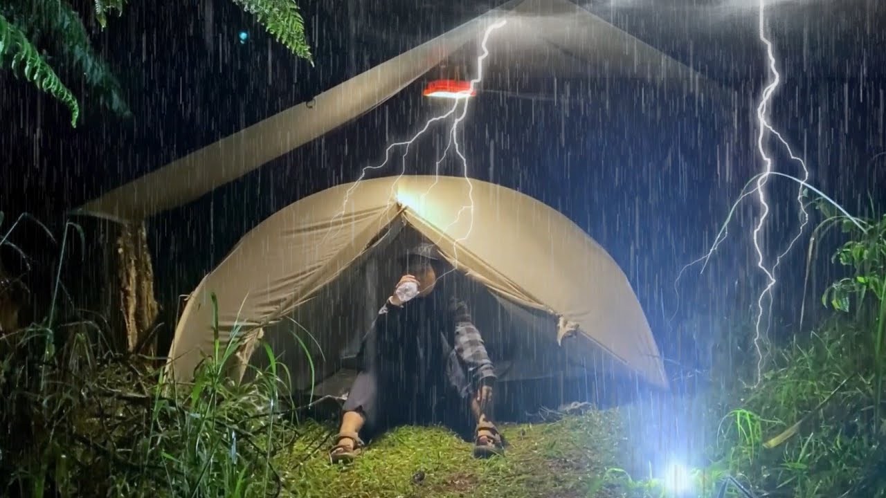 CAMPING IN HEAVY RAIN AND THUNDERSTORMS‼️ RELAXING AND SLEEPING RAIN‼️