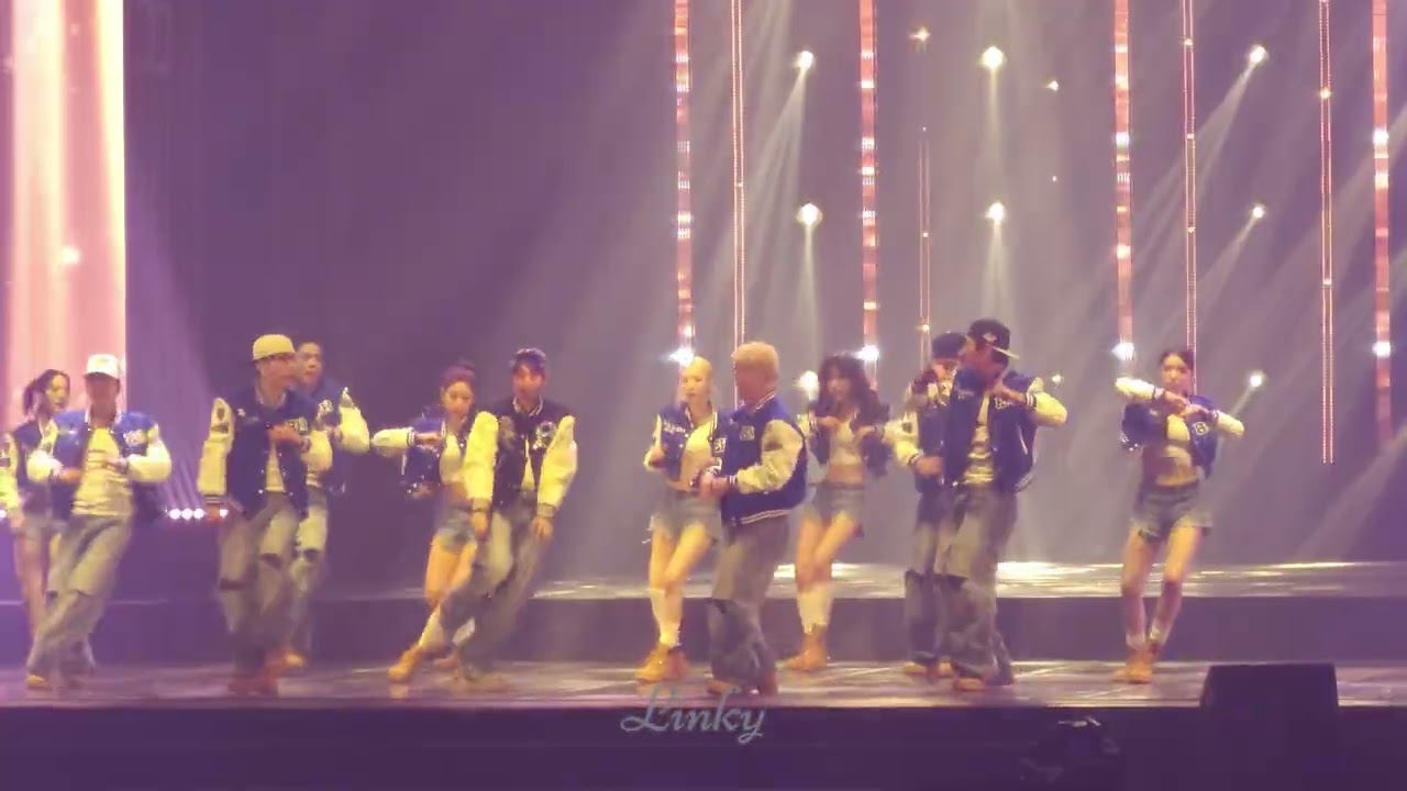 Magic on the floor 20260103 BAEKHYUN WORLD TOUR 'Reverie [dot]' 