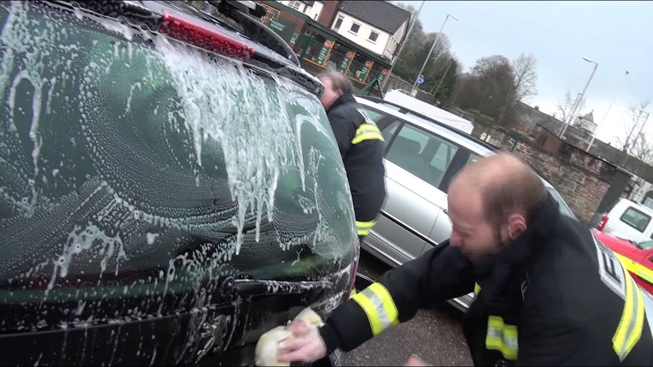 Tiverton Firefighters Car Wash for Fire Fighters Charity 2013 YouTube