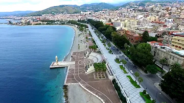 Quanti km è il lungomare di Reggio Calabria?
