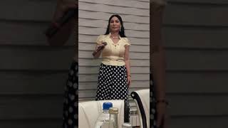 Zeyneb Eliliden Gozel Bir Teferruat.ziyali Meclisi.menim Omur Negmelerim.