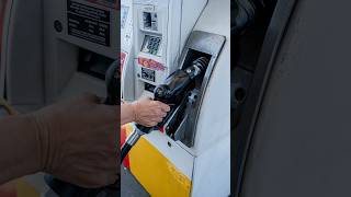 Trump criticizes oil companies over high gas prices