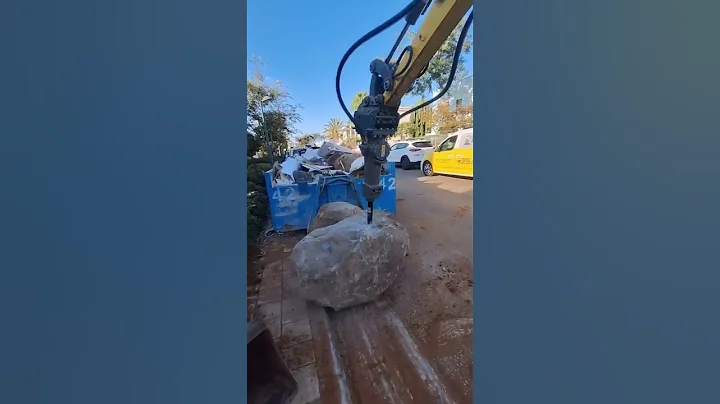 Wacker neuson ET16 +sb102 #wackerneuson #automobile #excavator #construction #construction #farming