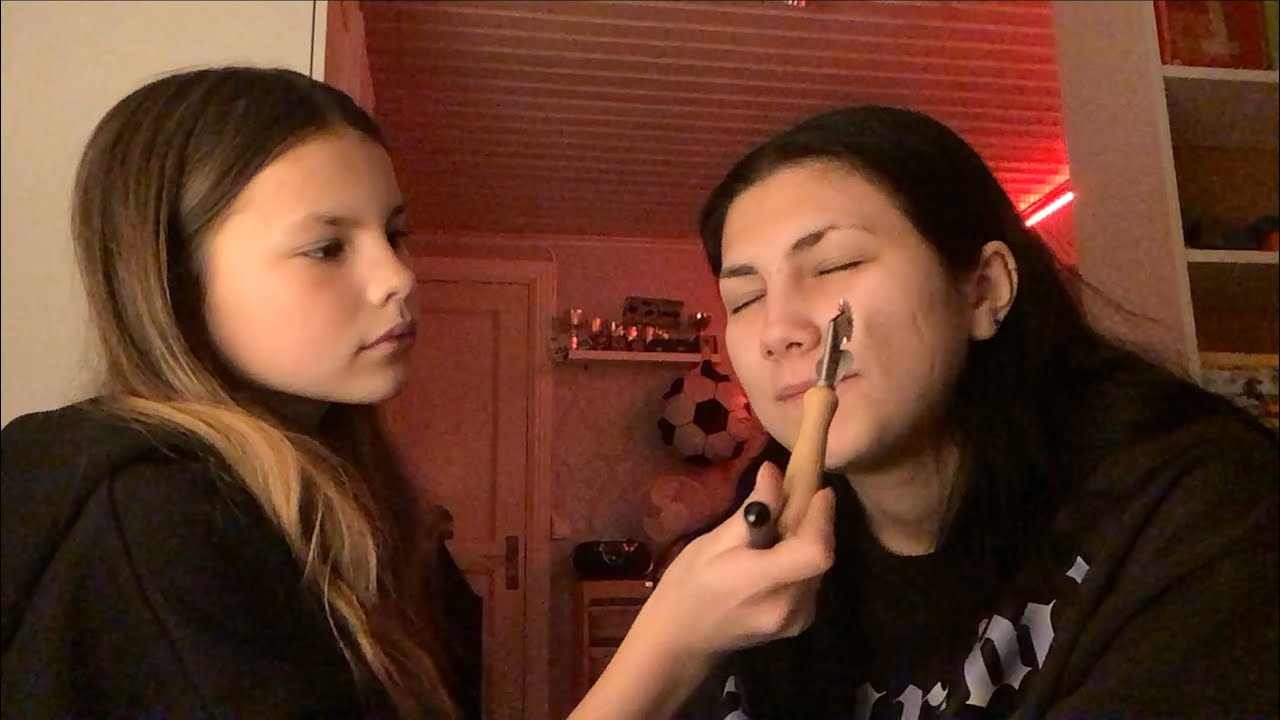 My sister tries ASMR (she’s really good!)