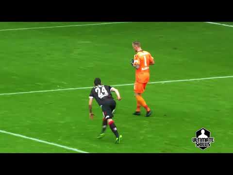 Mark Flekken goalkeeper crazy dribbling skills HD 1080p