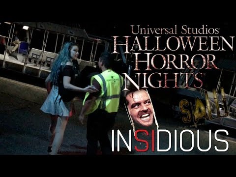 Видео: JESSIE PAEGE FREAKS OUT AT HALLOWEEN HORROR NIGHTS (w/ Ellosteph & Courtney Revolution)