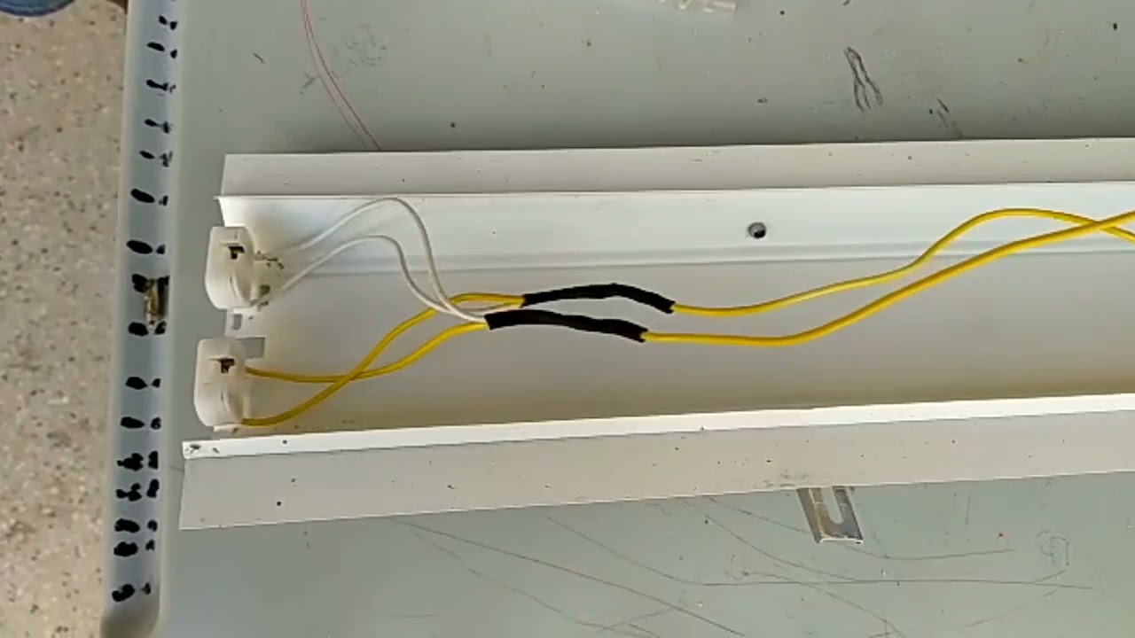 Como instalar lâmpada tubular de led, usando souquete rabicho ,veja