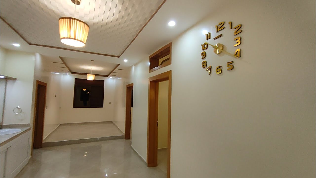 📢📢خاص بأصحاب الذوق الرفيع🤯 شقة فحي مستقبل 😍تتوفر على 3غرف ببلاكارت💥وصالون🔥مطبخ مجهز💥2حمامات😍130متر