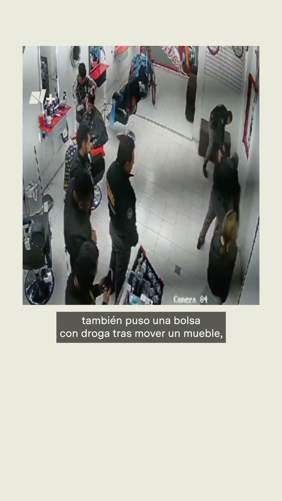 Denuncian a policías del Edomex que sembraron droga en barberías #nmas #shorts #edomex