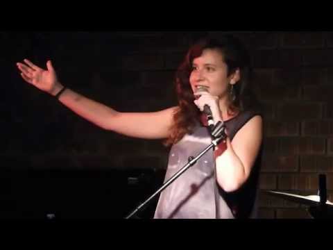 מור קרול סטנדאפ - לסביות בכלא וטיול הכנה לשואה