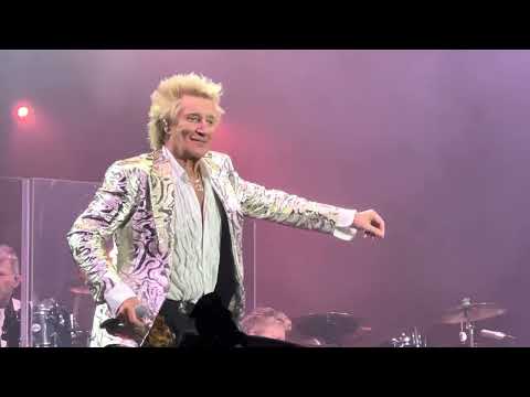 Rod Stewart Live - First Cut Is The Deepest