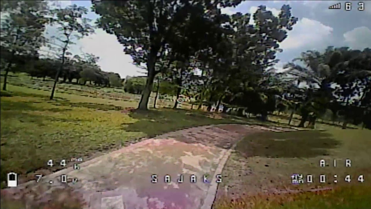 Testing BETAFPV BT 2.0 Connector Lipo with BETA65X