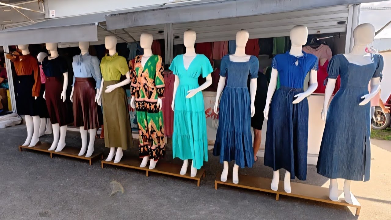 FEIRA DA SULANCA DE CARUARU PE, VESTIDOS SAIAS E CALÇAS JEANS, MUITA ROUPA BARATA 