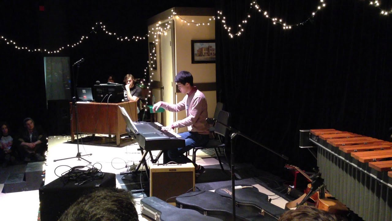 Arabesque No.1, Claude Debussy- Bluelight performance