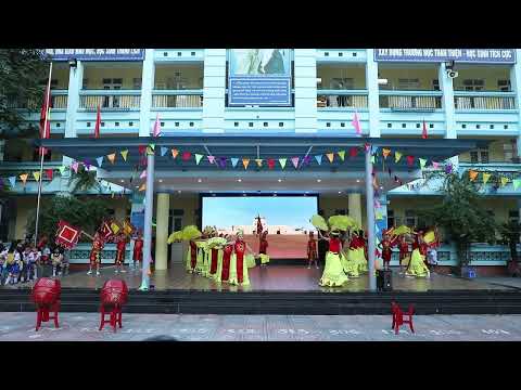 Video 4A2 - Hào Khí Việt Nam - Trường tiểu học Chu Văn An -... - YouTube