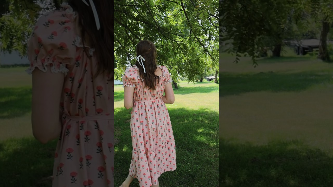 Making my dream vintage dress. 🎀🩷🪡 