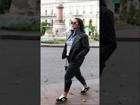 Жіноча стильна шкіряна куртка косуха на змійці з ременем, батал великі розміри, відео 1