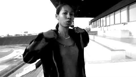 Lisha Clip - Woman
