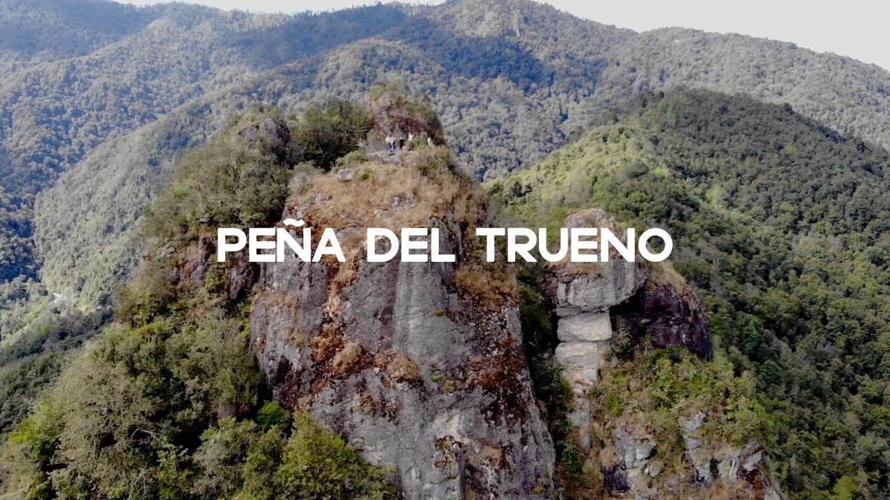 La Peña del Trueno y las hermosas cascadas de la Sierra Mixe, Oaxaca.