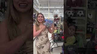 Nos contaron que hobby lobby tenía decoración de Minecraft para el cuarto de mi Hijo así que ya