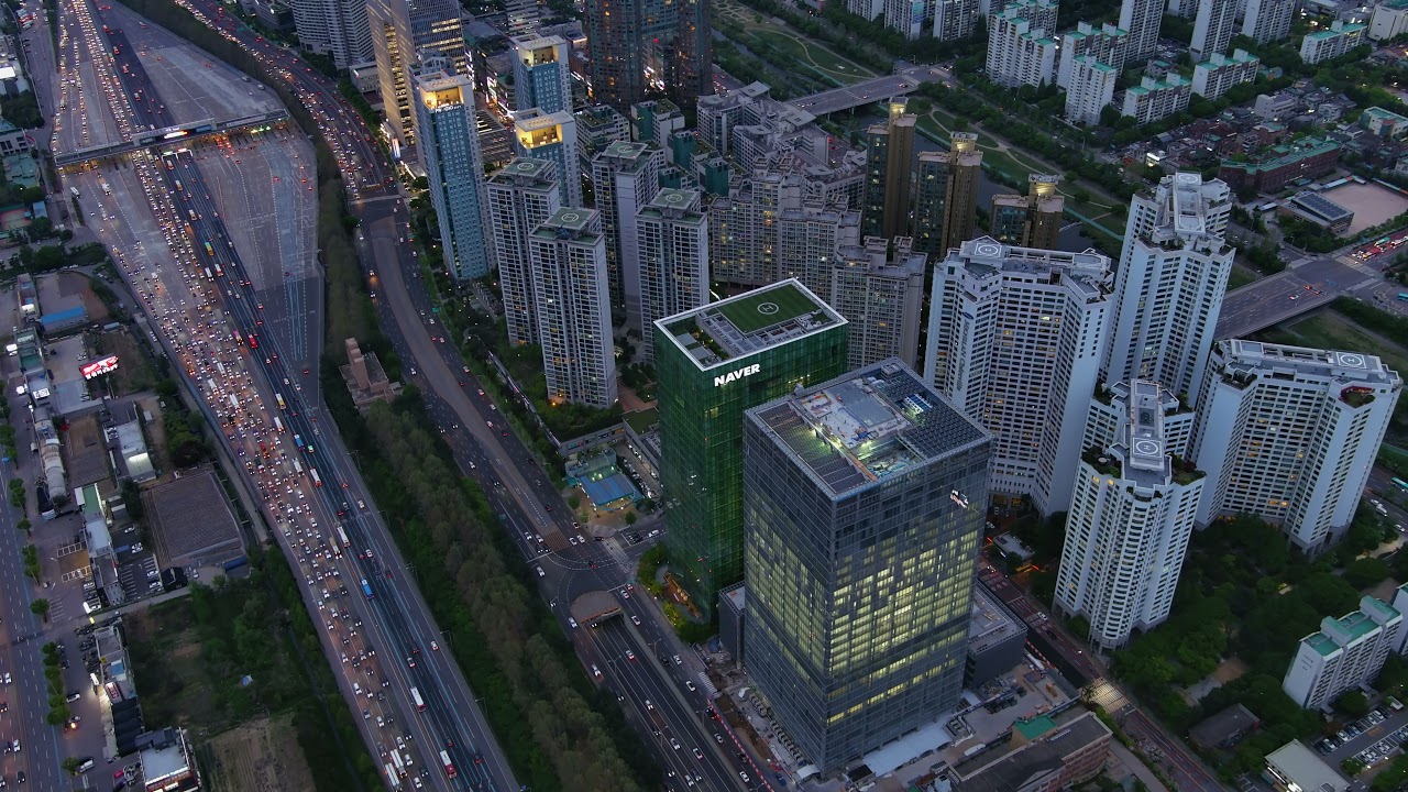 이정도면 미래도시 아닌가요? 분당 판교 라인 8K 드론 촬영 입니다.