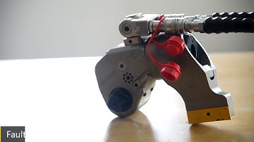 Demonstration video of IBT hydraulic torque wrench operation
