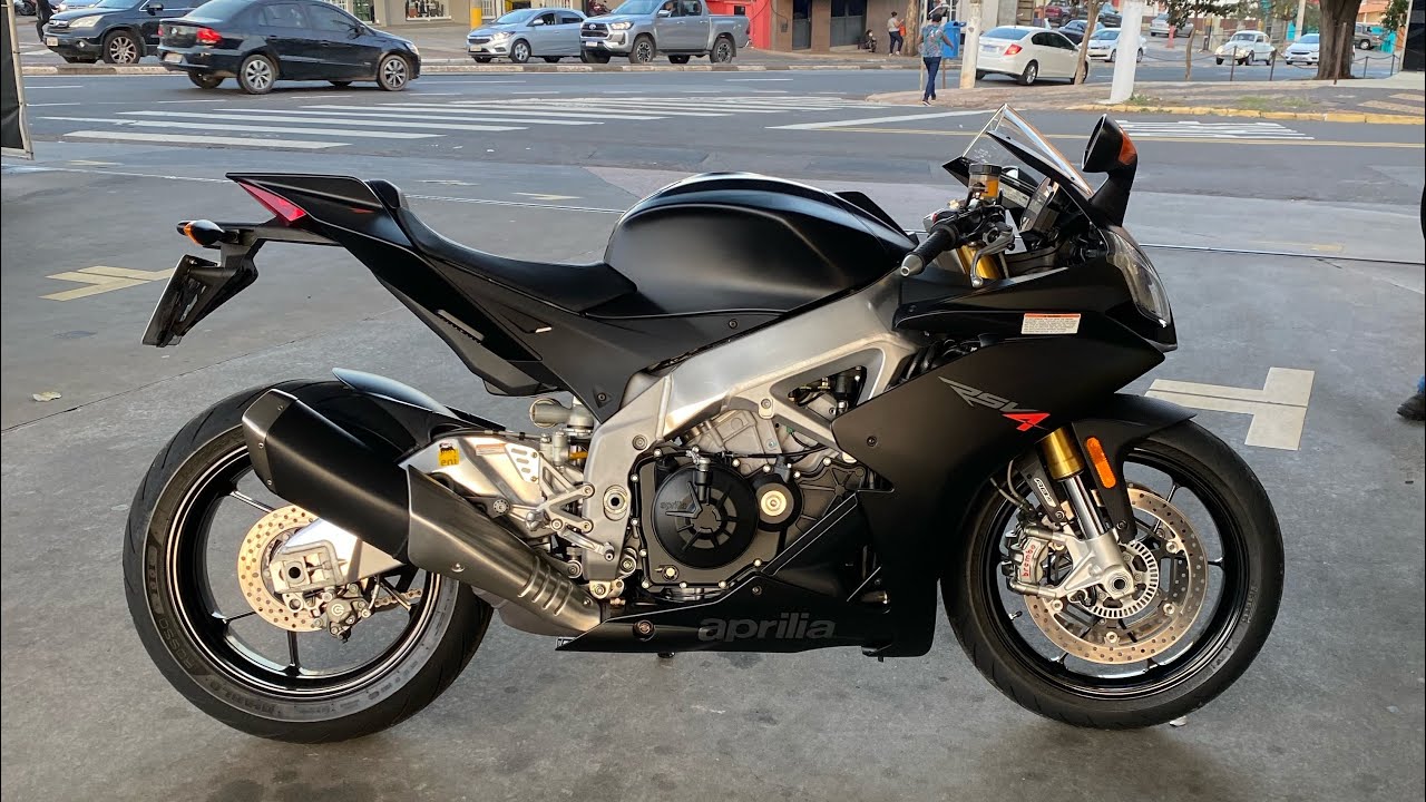 TIRANDO A MINHA MOTO NOVA DA CONCESSIONÁRIA | APRILIA RSV4