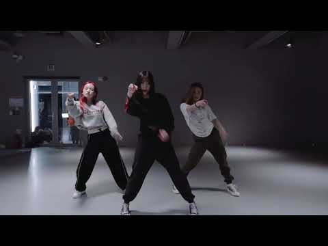Calboy-Givenchy Kickin ft lil Baby