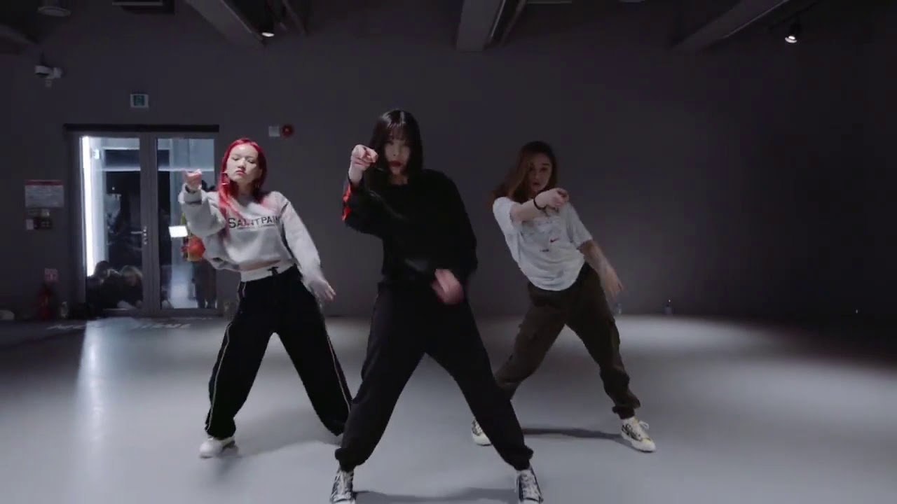 Calboy-Givenchy Kickin ft lil Baby