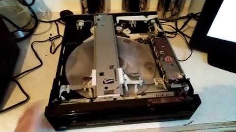 Films On vinyl Records The VHD Player From Japan sharp VP-R70B