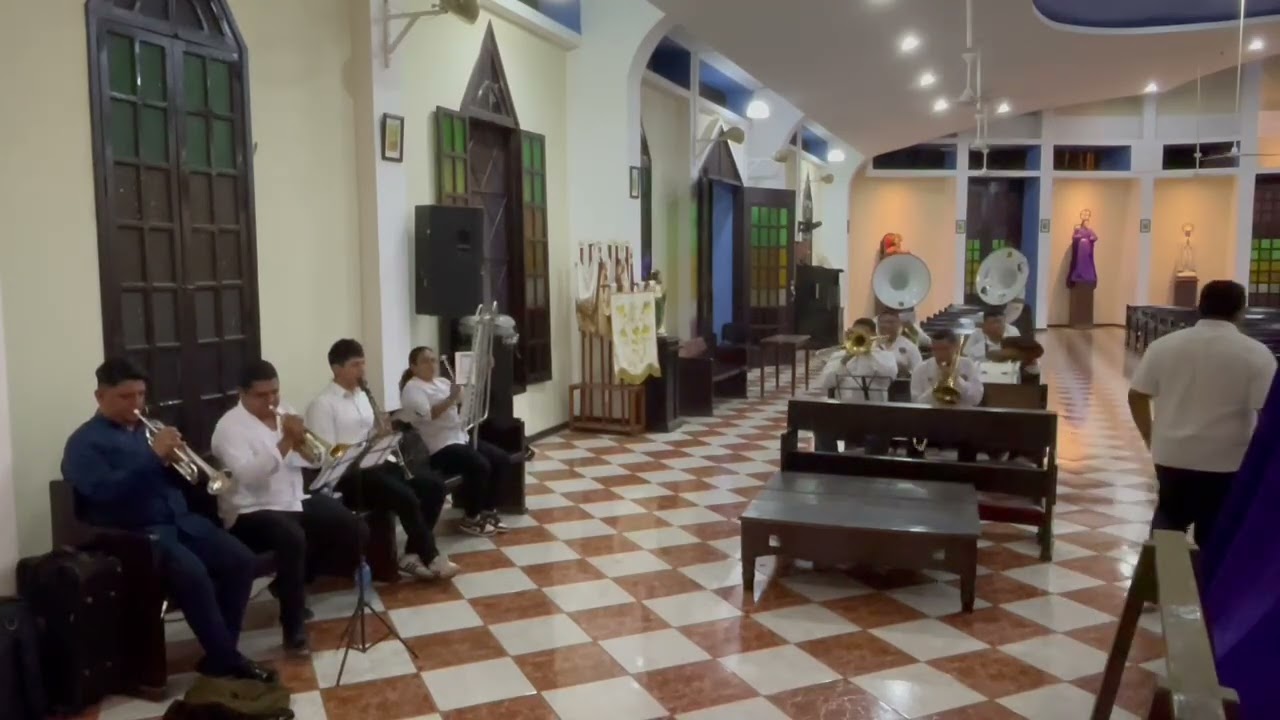 Marcha Fúnebre Maestro Salvador 