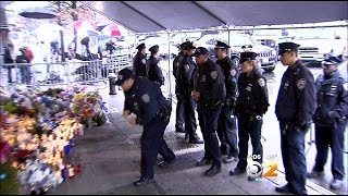 Moment Of Silence Held For Slain NYPD Officers