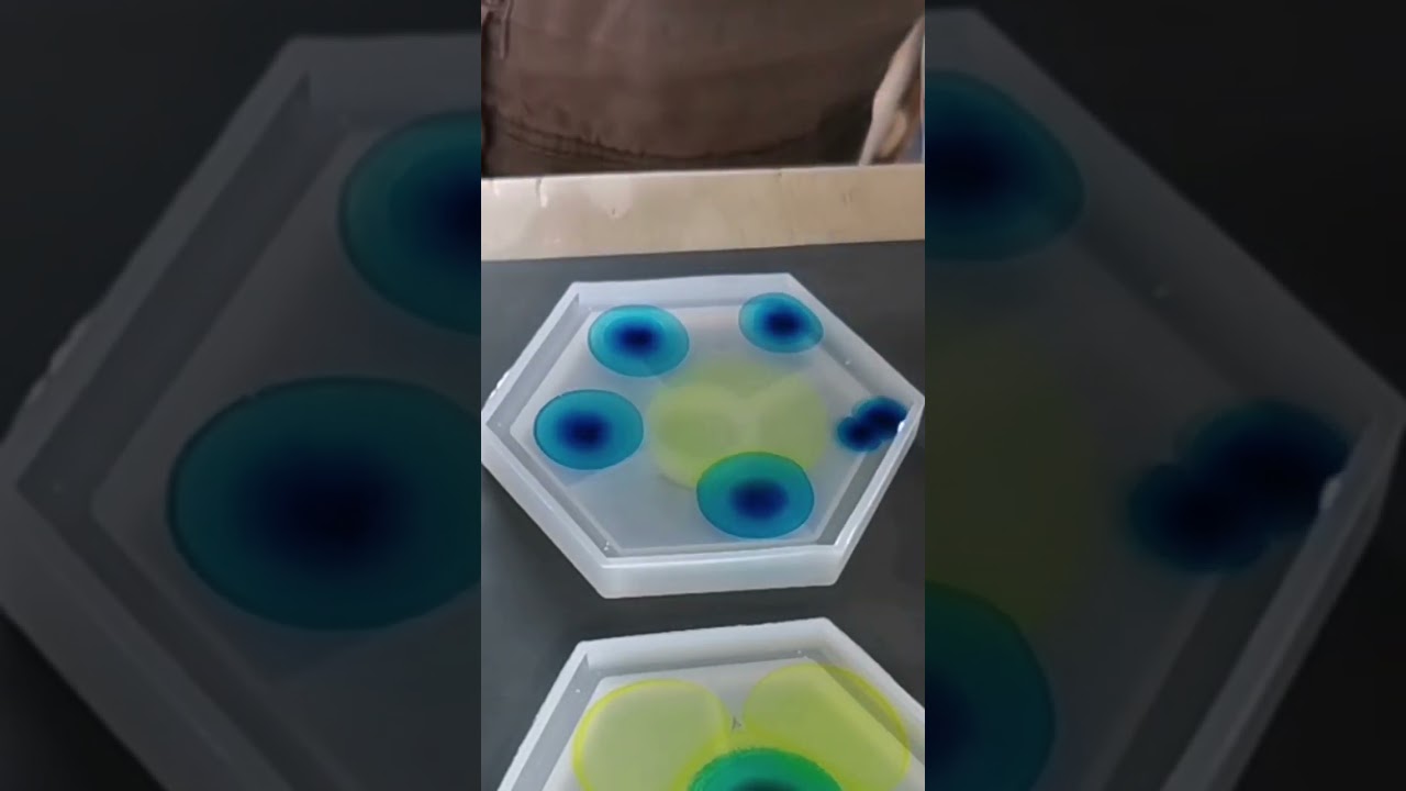 Here is the full video of the coasters I am creating with pinata alcohol inks and epoxy resin