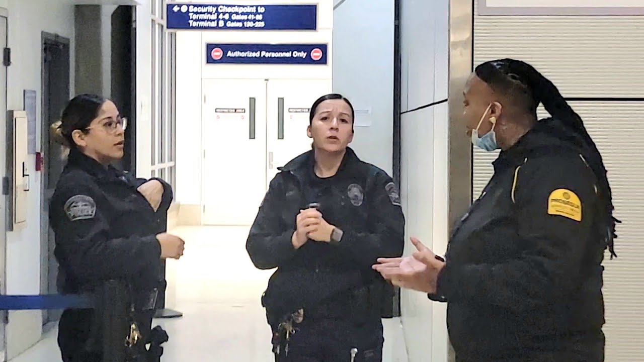 LAX Employee calls the cops on me for recording the Police at LAX walk