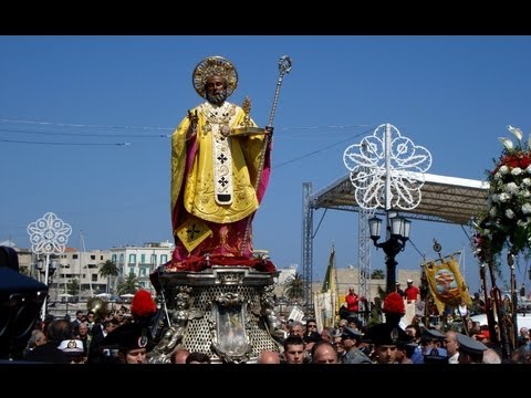 Festa di San Nicola Bari Italia: Saint Nicholas fest Bari Italy Basilica di San Nicola travel video