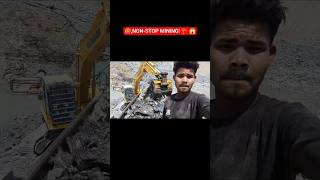 खतरनाक लोडिंग! 😱 Komatsu Machine vs BharatBenz Truck | Global Mining Action 🥵  #Shorts #Mining