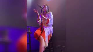 Jessie J - Lyrics of Simply be in love New Song 2019