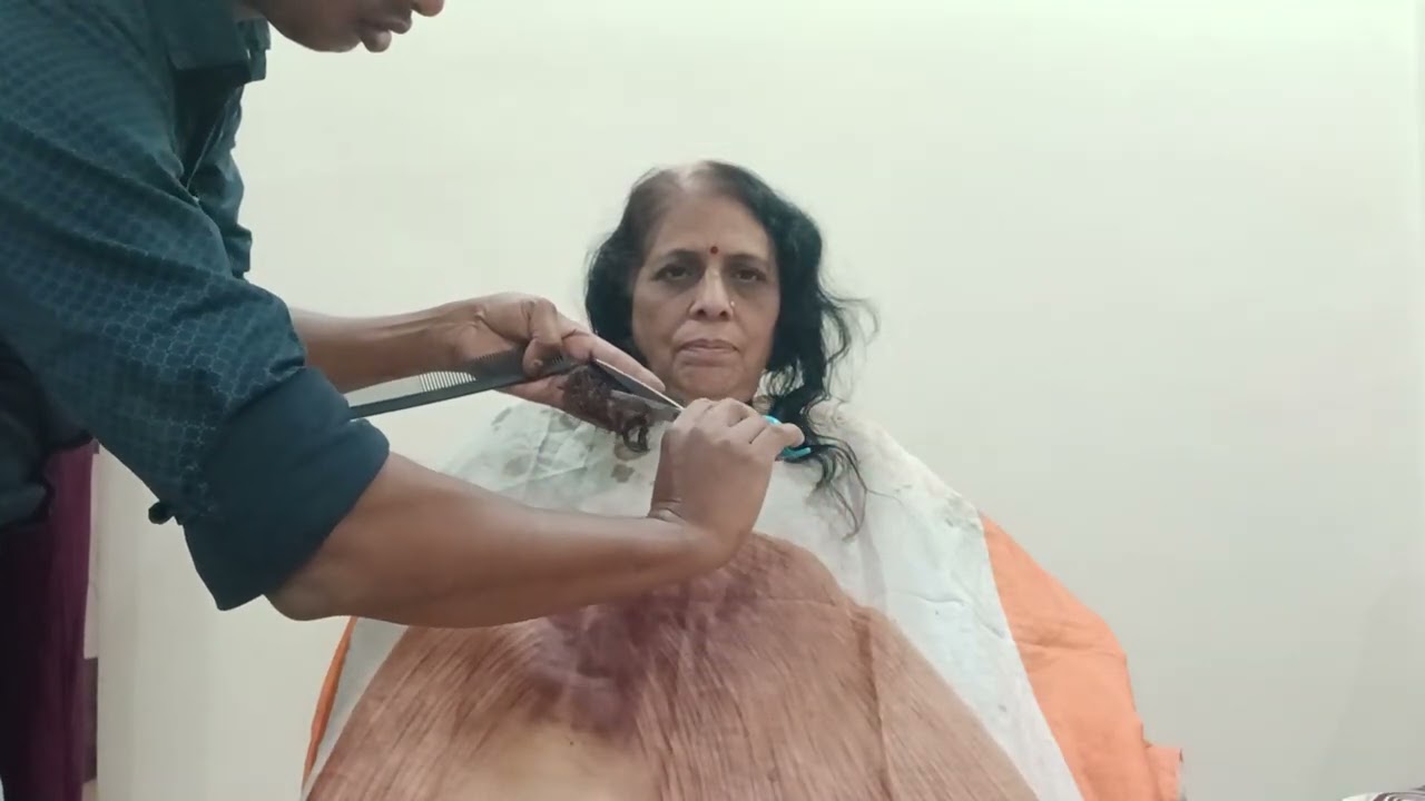 Indian women sort hair cut 💇‍♀️ ✂️ 👌 😍 