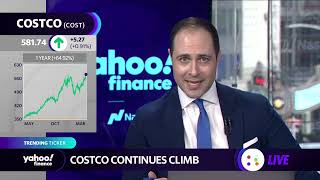 Costco stock climbs to 52-week high