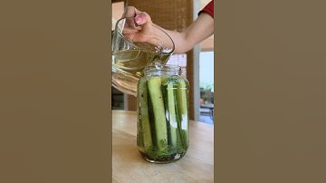 how to make 🥒🫙 Homemade PICKLES