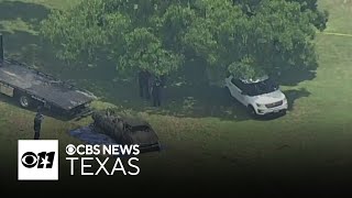 Dallas police pull 4 cars from Lake Cliff Park