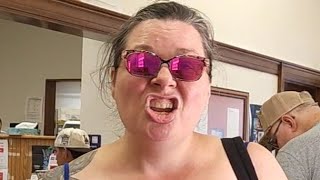 🚨FIRESTARTER KAREN THROWS A FIT & CAUSES CHAOS @ POST OFFICE!🚨 #1a #karen #firstamendment #camera 