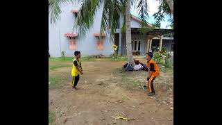 4B - Melempar & Menangkap Bola Melambung, Menyamping, Menyusur Tanah