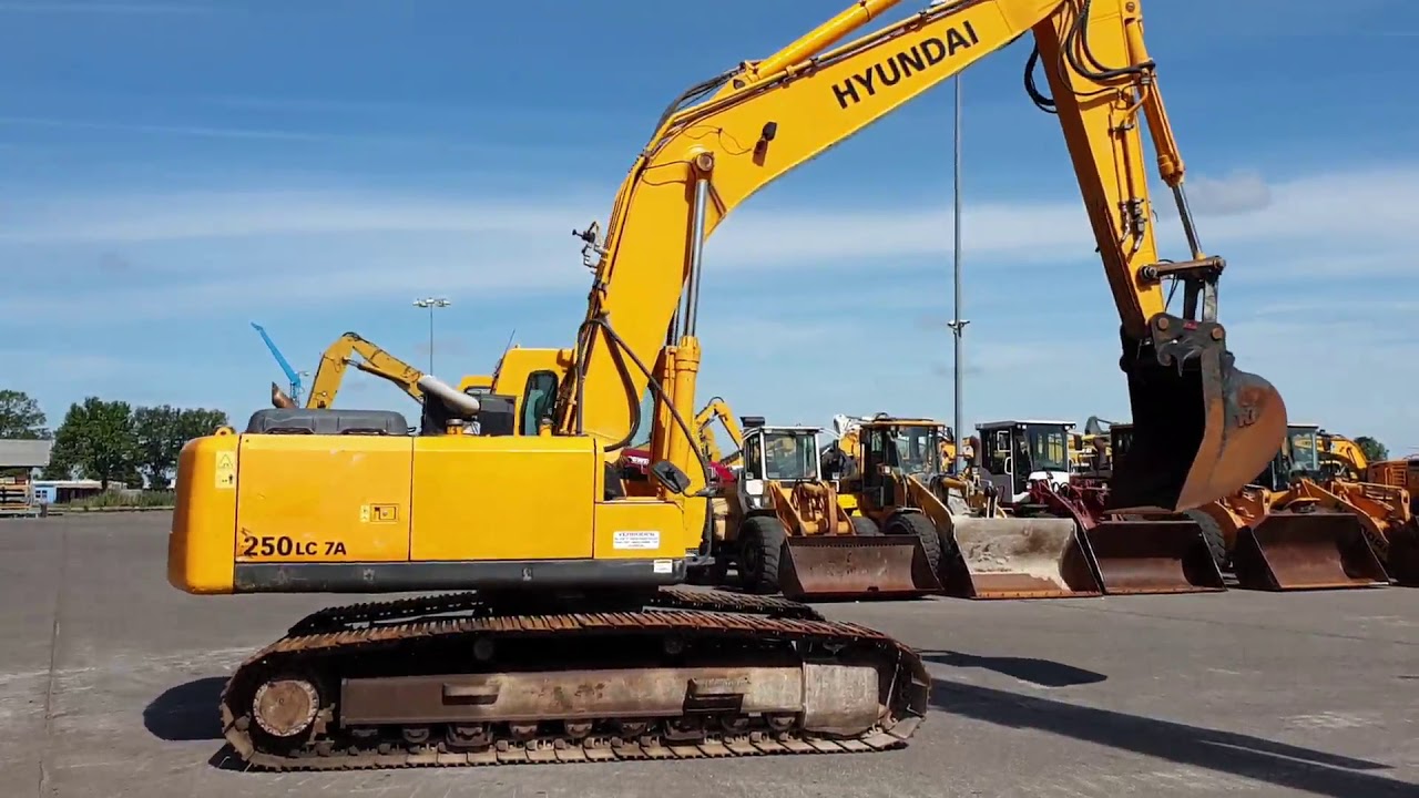 Hyundai 250lc 7