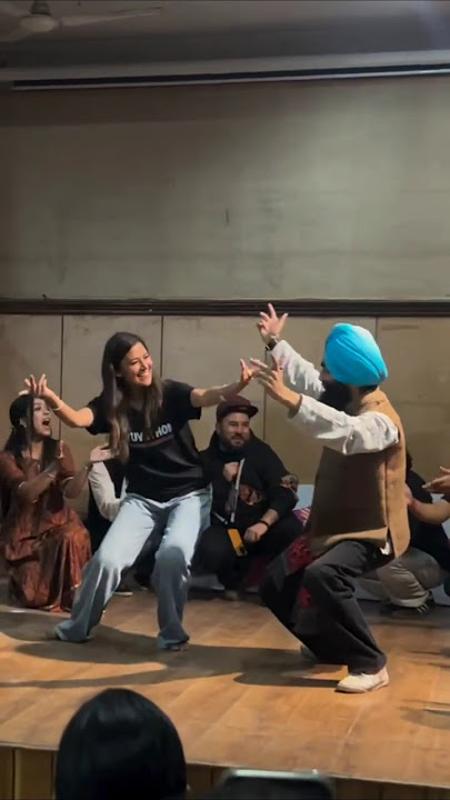 haye re meriye Jaunsariye.#youtubeshorts #dance #pahadi #viral​ #short​ #love​ #yt #pahadidance