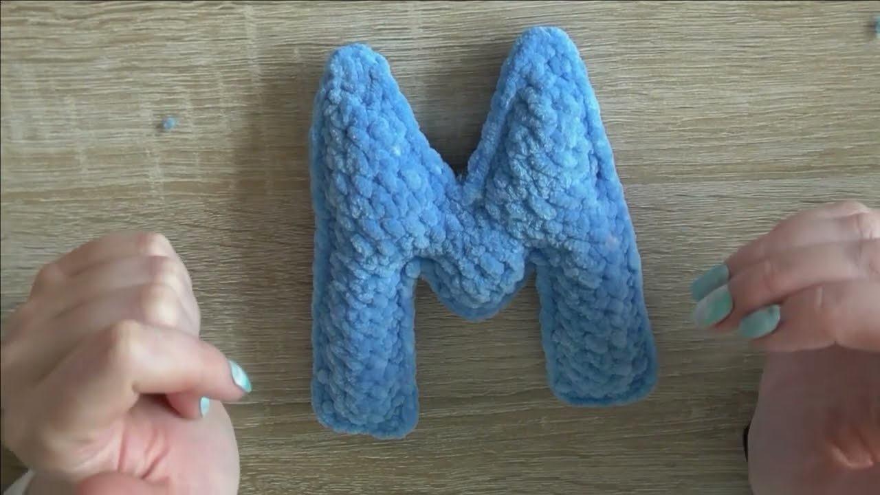 Buchstaben ,,M,, häkeln