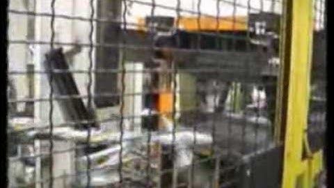 Motoman Robot Press-to-Press Transfer