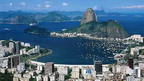 O que é marchinha quer dizer quando chama a Cidade Maravilhosa coração do Brasil?